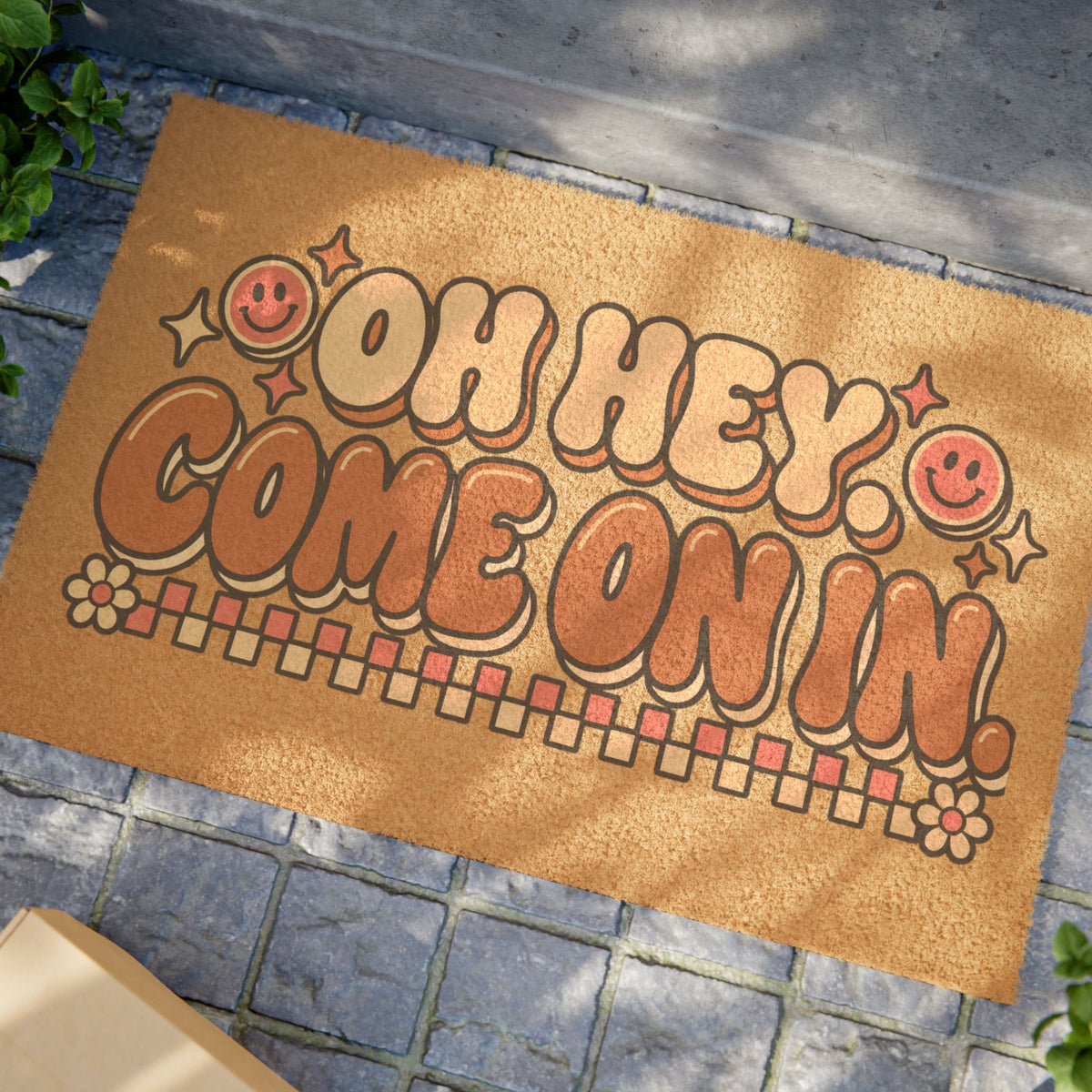 Retro "Oh Hey, Come On In" Doormat — Welcome Entry Mat with Smiley Design